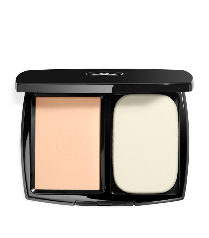 CHANEL Ultra La Teint Compact Foundation
